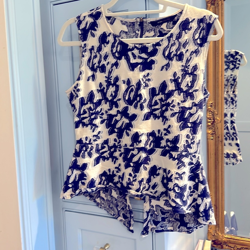 BCBG MAXAZARIA blouse
